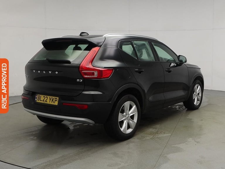 2022 Volvo XC40 2.0 B3 MHEV Core SUV 5dr Petrol Hybrid DCT Auto Euro 6 (s/s) (163 ps) SUV PETROL ...
