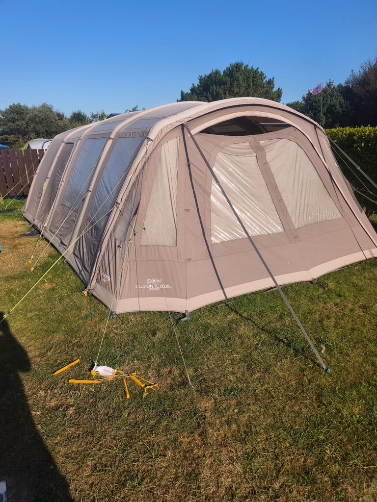 Vango Illusion 800 XL Polycotten Airbeam 
