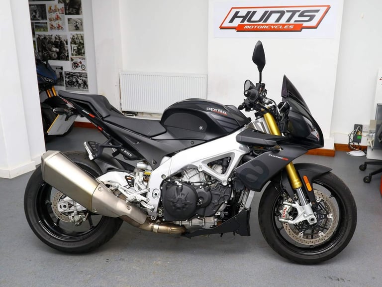 2019, '19 reg. Aprilia Tuono V4 1100 RR. Please See Pics. £8,995