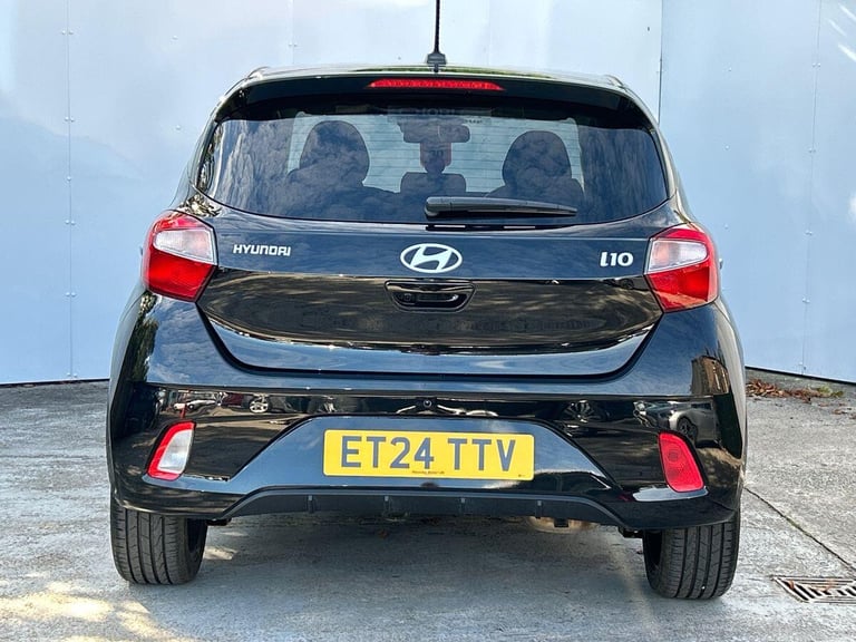 2024 Hyundai i10 1.0 Premium Hatchback 5dr Petrol Auto Euro 6 (s/s) (63 ps) Hatchback PETROL Auto...