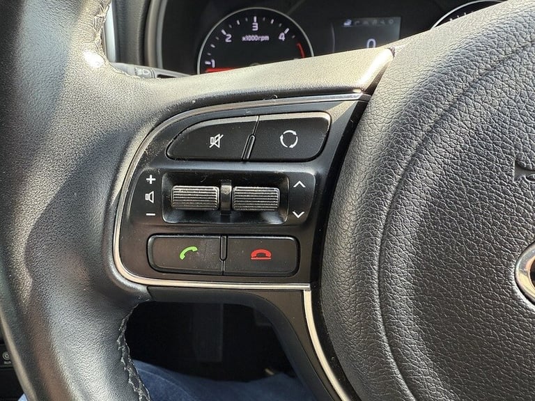 2016 Kia Sportage 1.7 CRDi 2 SUV 5dr Diesel Manual Euro 6 (s/s) (114 bhp) SUV Diesel Manual