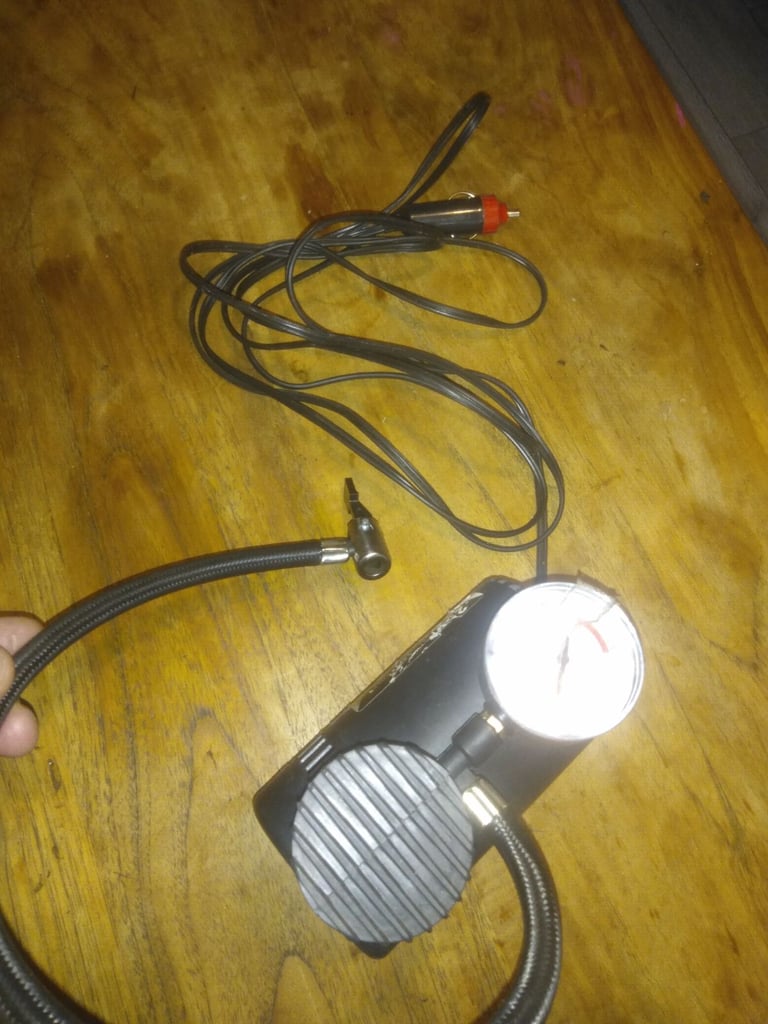 electric air pump for tyres 