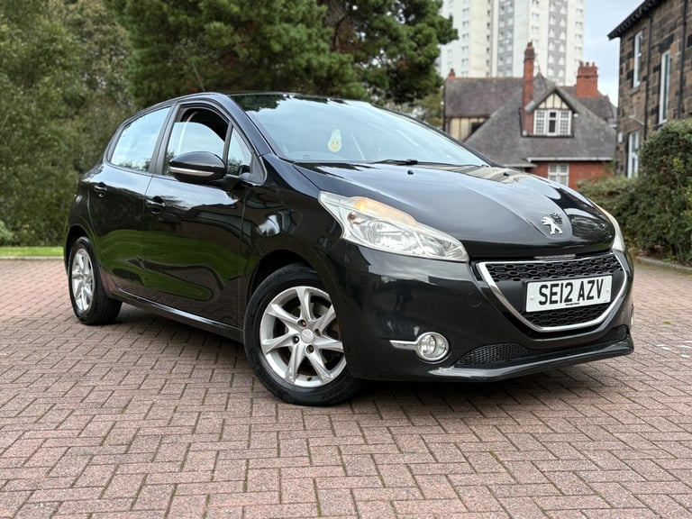 image for Peugeot, 208, Hatchback, 2012, Manual, 1199 (cc), 5 doors