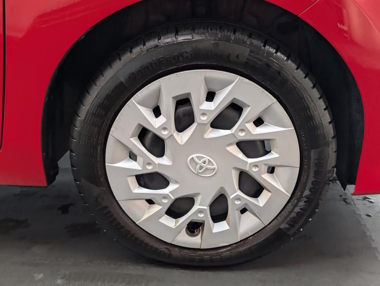 2020 Toyota AYGO 1.0 VVT-i x-play Hatchback 5dr Petrol Manual Euro 6 (71 ps) REVERSING CAMER HATC...