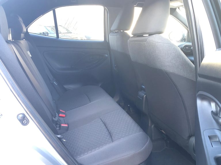 2025 Toyota Yaris 1.5 Hybrid Design 5dr CVT Estate Hybrid Automatic