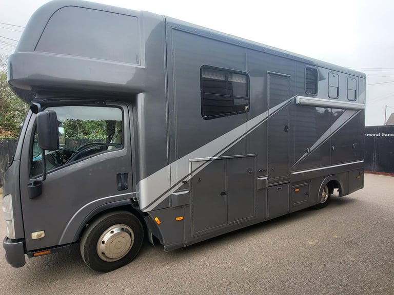 image for Isuzu NPR Horsebox Horse Box 2009 