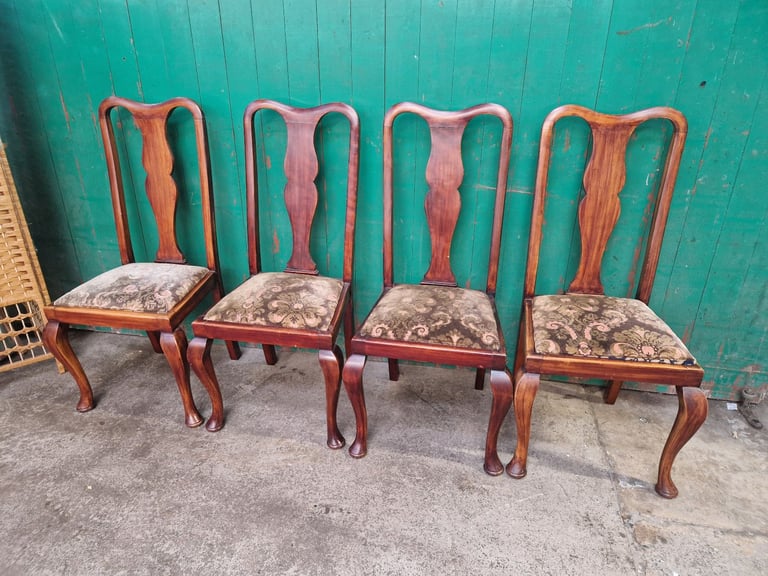 image for Set of 4 dining chairs