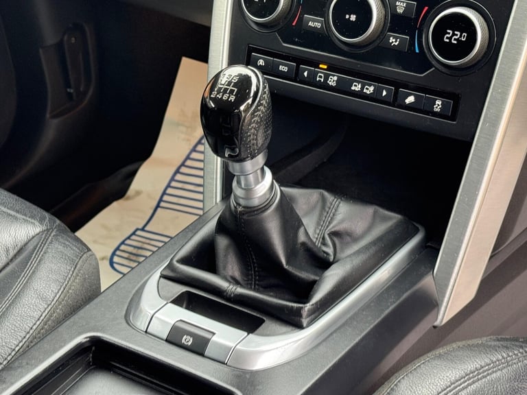 2017 Land Rover Discovery Sport 2.0 TD4 SE Tech 4WD Euro 6 (s/s) 5dr ESTATE Diesel Manual