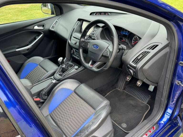 2015 Ford Focus 2.0T EcoBoost ST-2 5dr HATCHBACK PETROL Manual