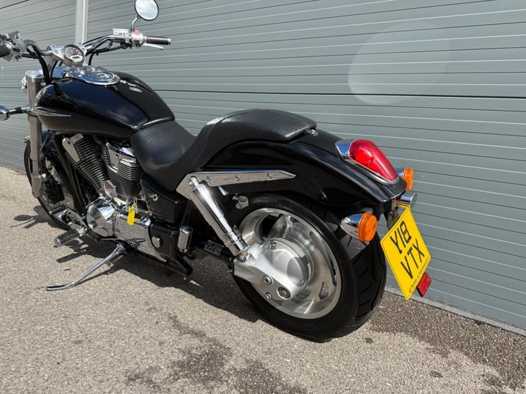 HONDA VTX1800 - 2001 Petrol Manual in Black