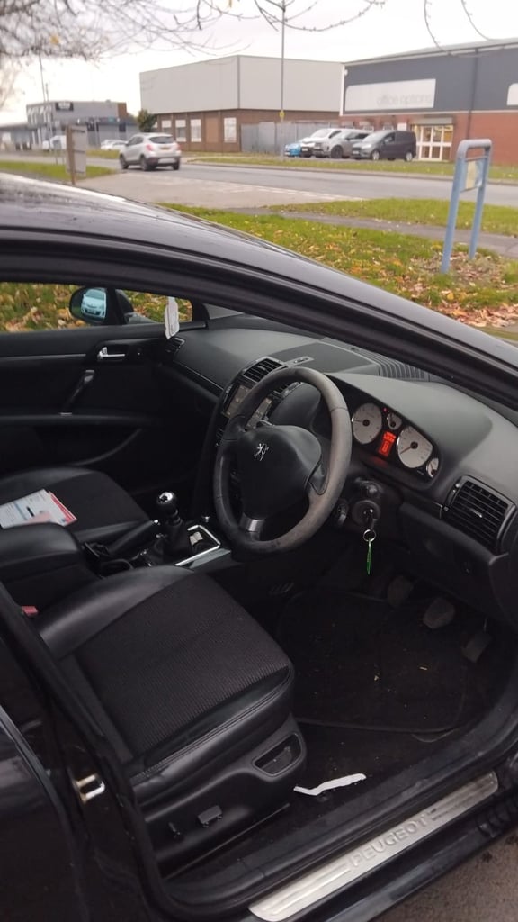 Peugeot, 407, Saloon, 2011, Manual, 1997 (cc), 4 doors