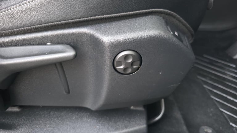 2019 Vauxhall Grandland X 1.2 Turbo Sport Nav Euro 6 (s/s) 5dr HATCHBACK Petrol Manual