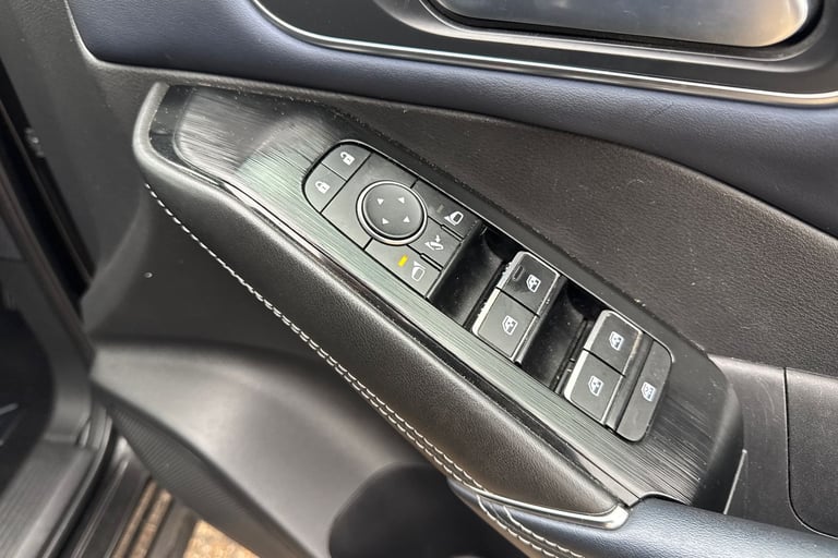 2021 Nissan Qashqai 1.3 DiG-T MH Tekna 5dr Hatchback Petrol Manual