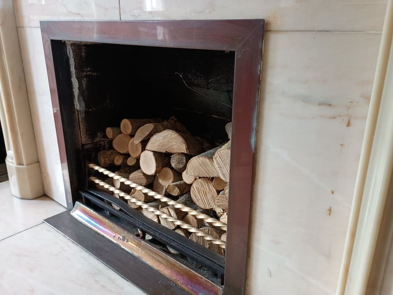 Fireplace complete