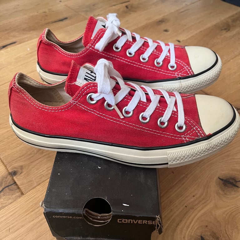 Converse All Star trainers size 5