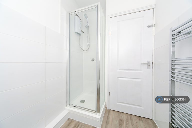 5 bedroom house in Leopold Road, Kensington, Liverpool, L7 (5 bed) (#2661381)