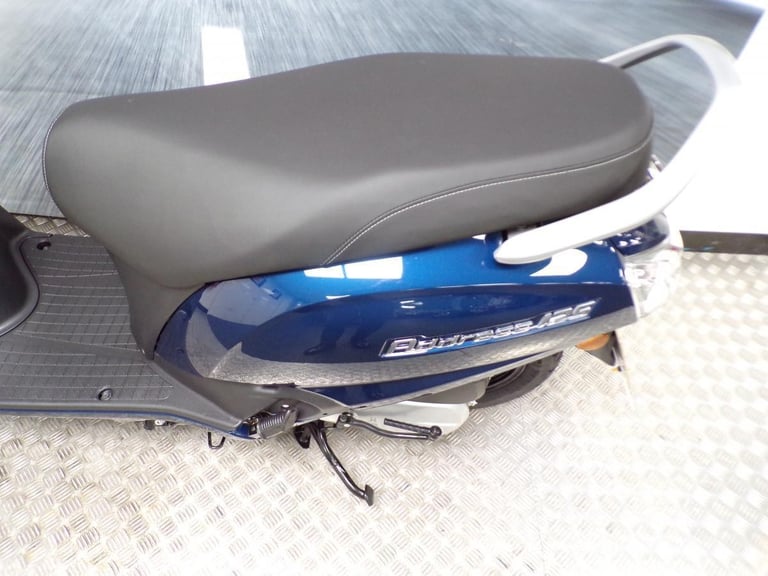 2025 SUZUKI ADDRESS 125 SCOOTER WITH L PLATES FITTED