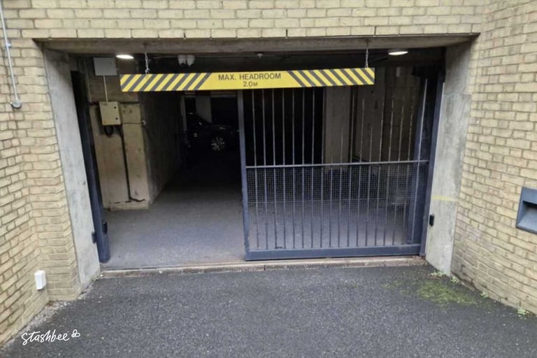 Parking Space to rent in London (N1) | Stashbee