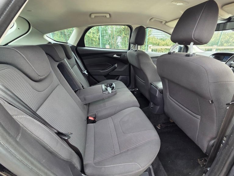 2013 Ford Focus 1.6 Titanium Powershift Euro 5 5dr Hatchback Petrol Automatic