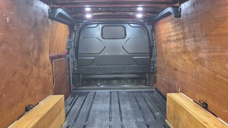 2020 Ford Transit Custom 2.0 EcoBlue 130ps Low Roof Limited Van Van Diesel Manual