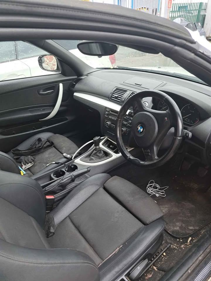 BMW 120D MSPORT LCI E88 DISMANTLING PARTS BUMPER LIGHT BONNET DOOR LIGHT SLAM PANEL MIRROR