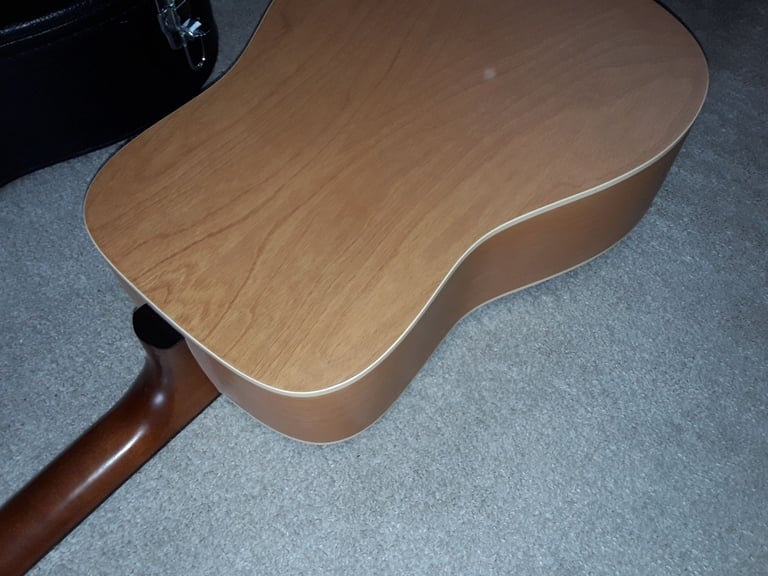 Left handed Norman B18 acoustic guitar, made in canada.