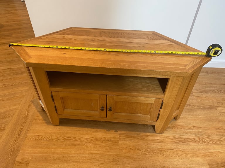 image for Solid oak tv unit