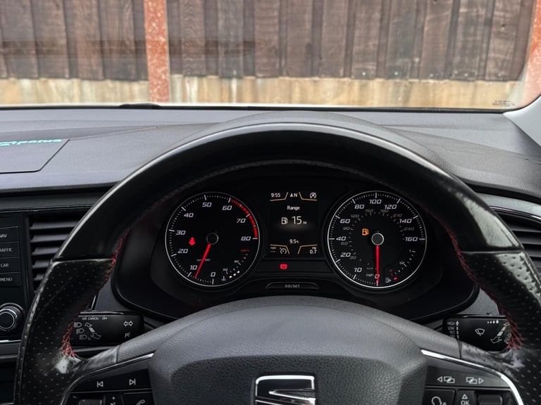 2015 SEAT Leon 1.4 TSI FR Black Technology Euro 6 (s/s) 5dr HATCHBACK Petrol Manual