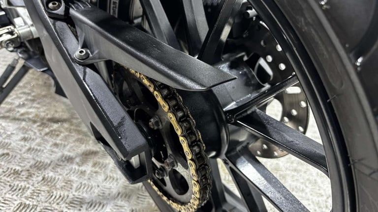 Yamaha R125 125 ABS Super Sports Petrol CVT Euro 4 (15 ps)