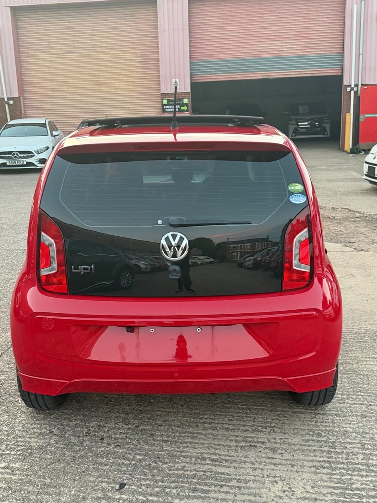 2014 Volkswagen up! High Up Sunroof 5dr  Automatic