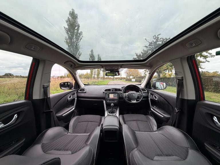 Renault Kadjar 1.6 dCi Signature Nav Euro 6 5dr DIESEL MANUAL 2016/65