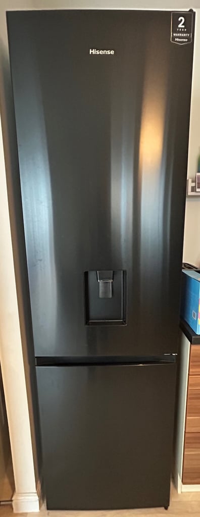 image for HISENSE 60/40 Fridge Freezer - Black Stainless Steel