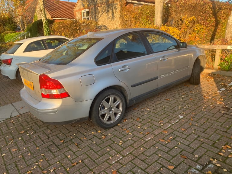 Volvo, S40, Saloon, 2006, Manual, 1596 (cc), 4 doors