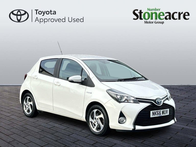 2016 Toyota Yaris 1.5 VVT-h Icon Hatchback 5dr Petrol Hybrid E-CVT Euro 6 (101 ps) HATCHBACK Petr...