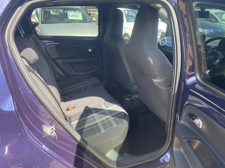 2015 Volkswagen up! 1.0 Club Up 5dr HATCHBACK Petrol Manual