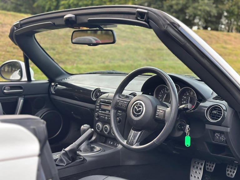 2013 Mazda MX5 2.0 Roadster Sport Tech - Lovely Example