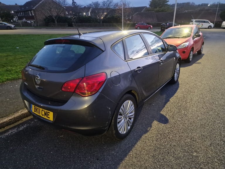 Vauxhall ASTRA 1.4, cheap car, Hatchback, 2011, Manual, 1398 (cc), 5 doors