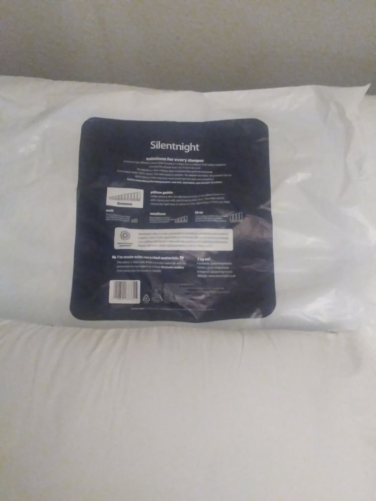 Silent Night Air Max Pillow 