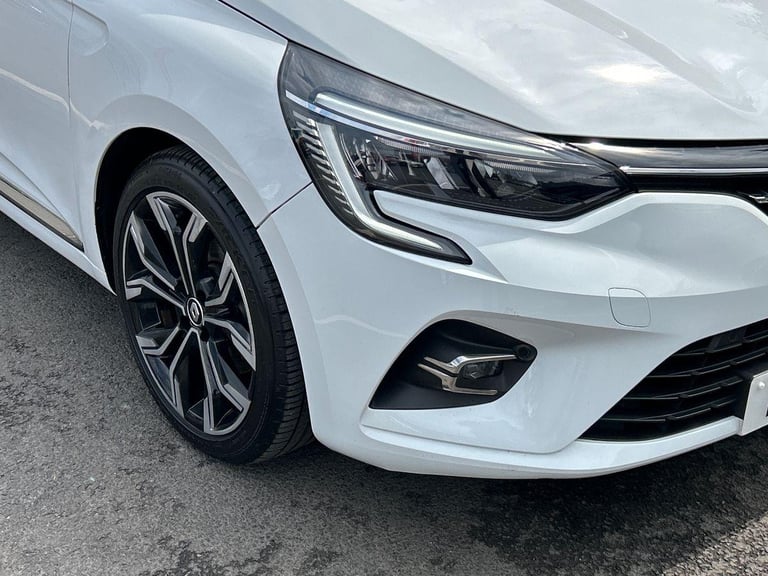 2022 Renault Clio 1.6 E-TECH full hybrid 145 Techno 5dr Auto Hatchback HYBRID ELECTRIC Automatic