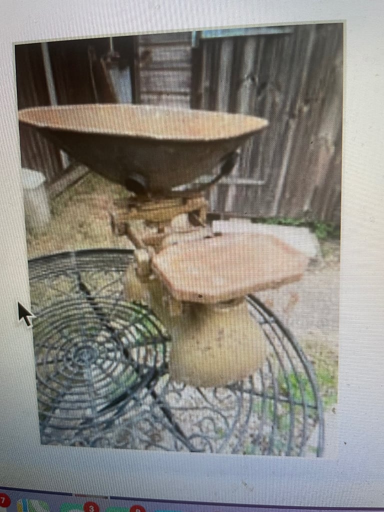 image for REDUCED LARGE VINTAGE GROCERY SHOP SCALES FOR SALE