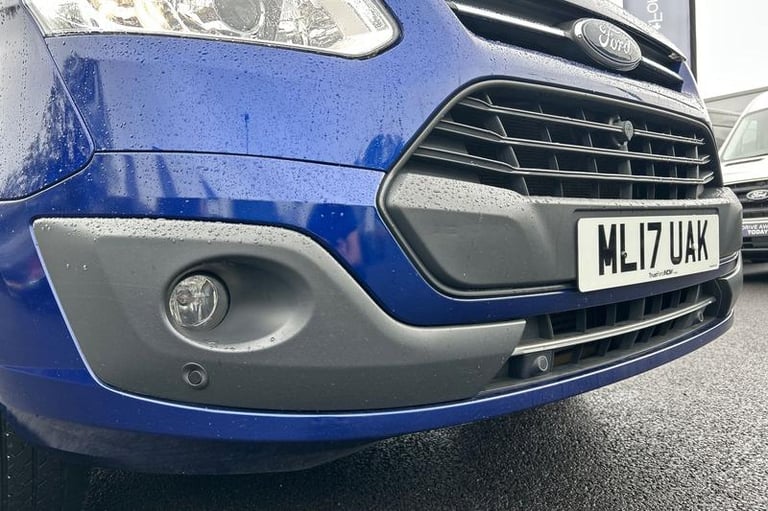 2017 Ford Tourneo Custom Titanium L2 LWB 8 Seat Minibus FWD 2.0 TDCi 130ps Low Roof, NO VAT, AIR ...