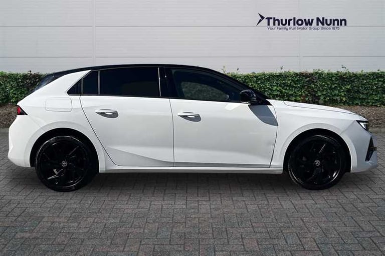 2022 Vauxhall Astra 1.2i Turbo (130 PS) GS Line 5 Door Petrol Hatchback *** 1 Owner / Full Vaux H...