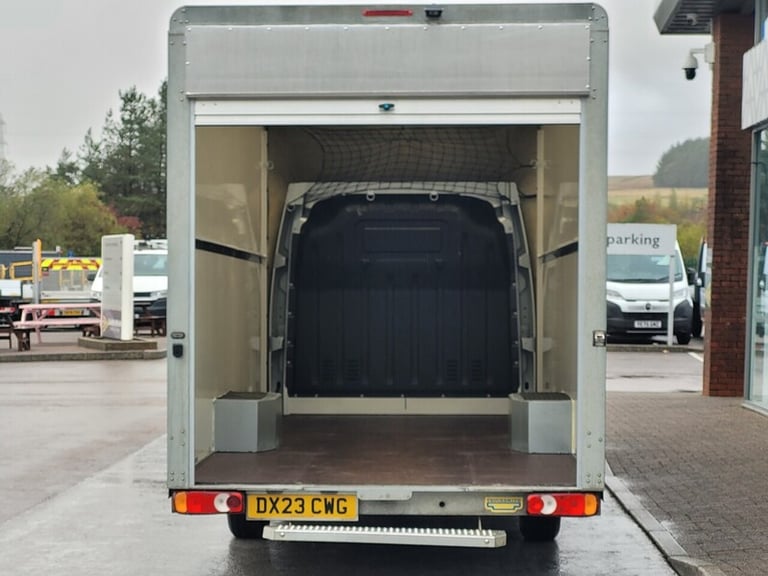 2023 Renault Master 145ps ENERGY 35 Business Luton Low Loader LWB 4.85m with Roller Shutter Doo L...