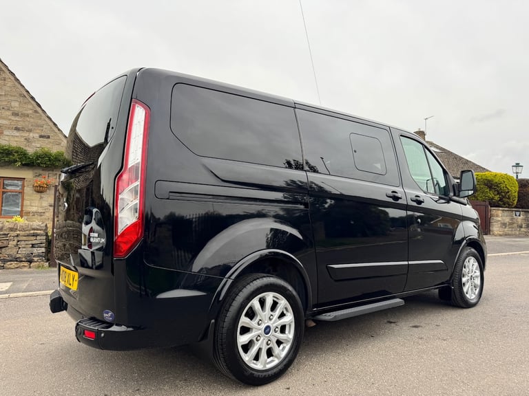 2018 Ford Tourneo Custom 2018 68 FORD TOURNEO CUSTOM 2.0 EcoBlue 130ps Low Roof 8 Seater Titanium...
