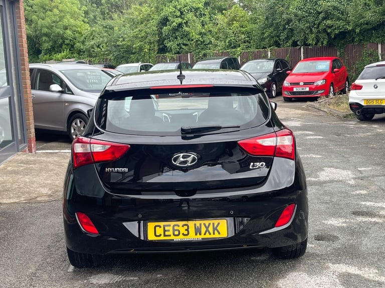 2013 Hyundai i30 1.6 CRDi Blue Drive Style Nav Euro 5 (s/s) 5dr HATCHBACK Diesel Manual
