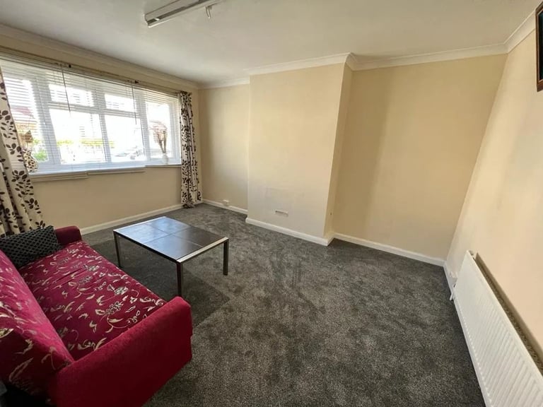Newly Refurbished 3 Bedroom Terraced House to Let in Eastham, E6 