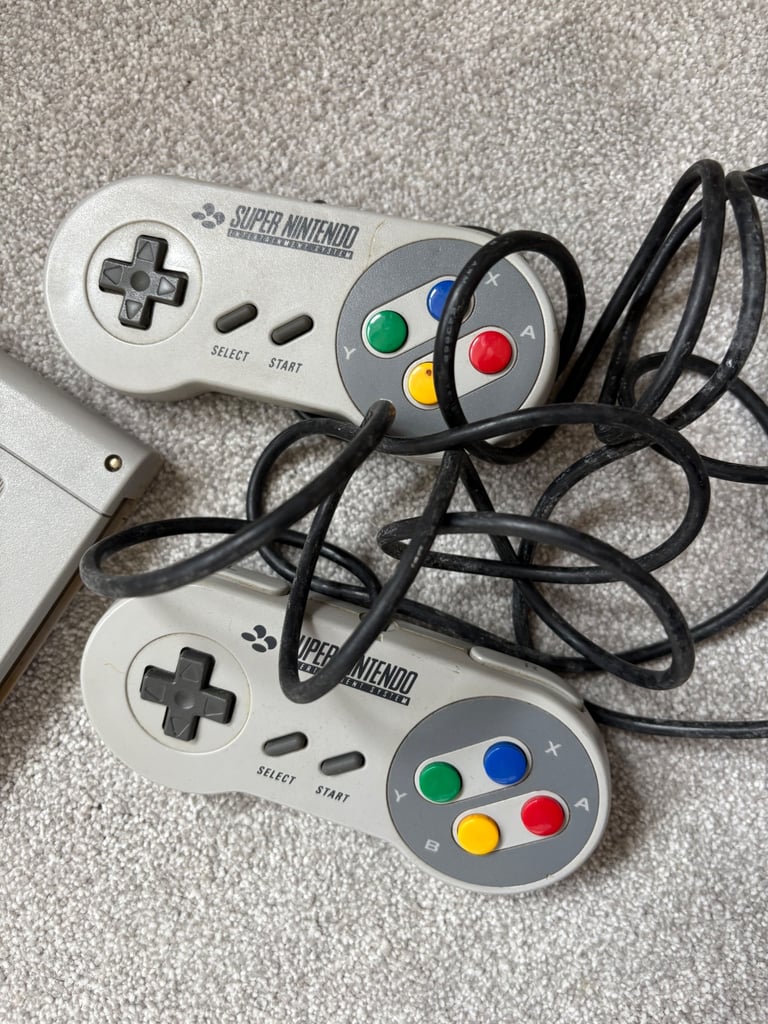 Super Nintendo Console and games 