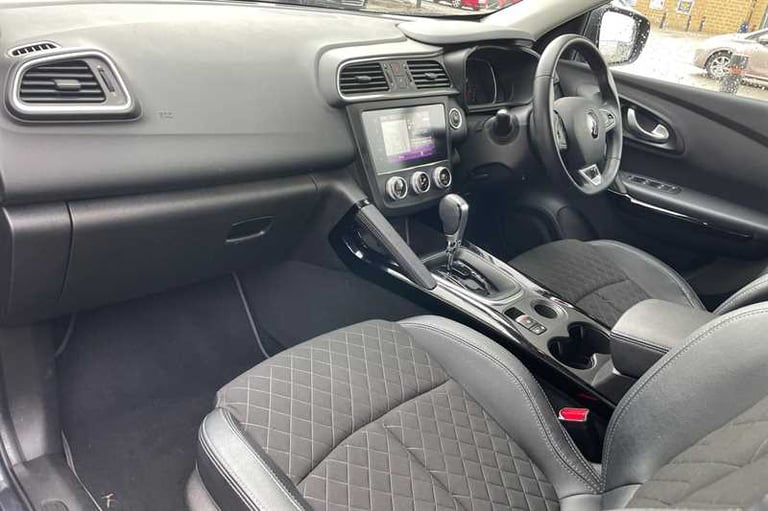 2019 Renault Kadjar 1.3 TCe Iconic SUV 5dr Petrol EDC Euro 6 (s/s) (140 ps) SUV Petrol Automatic