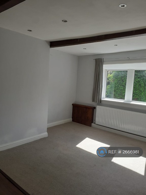 2 bedroom house in Worthing Head Road, Bradford, BD12 (2 bed) (#2666981)