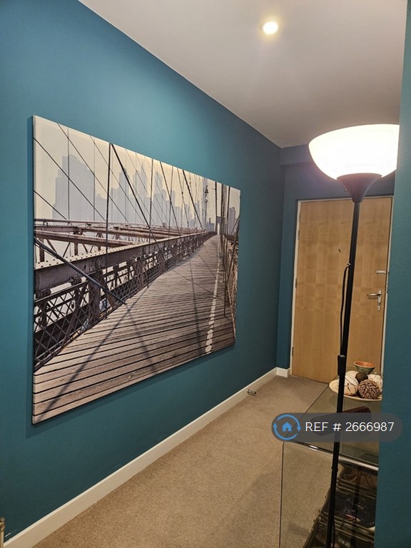 3 bedroom flat in Union Lane, Isleworth, TW7 (3 bed) (#2666987)